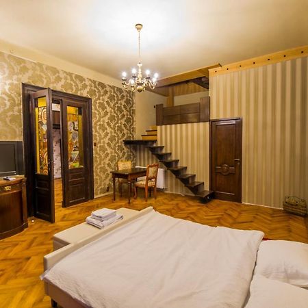 Aristocrat Vintage Apartment ブラショフ エクステリア 写真