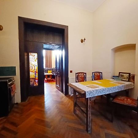 Aristocrat Vintage Apartment ブラショフ エクステリア 写真