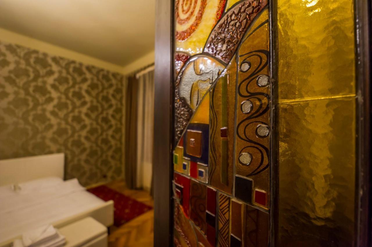 Aristocrat Vintage Apartment ブラショフ エクステリア 写真