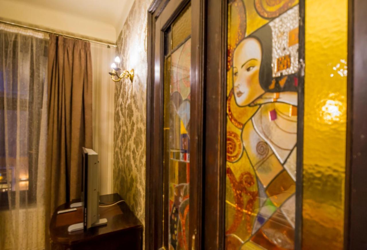 Aristocrat Vintage Apartment ブラショフ エクステリア 写真